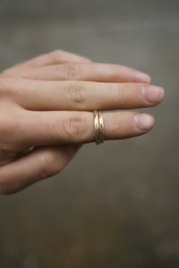 The Blueberry Band - 14 k gold.