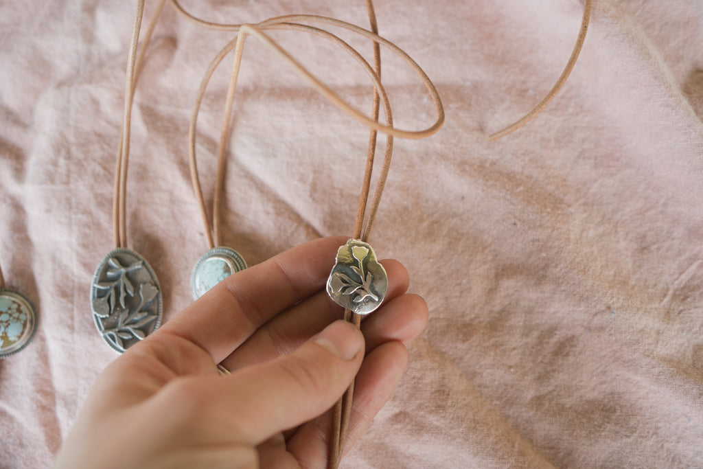 Arctic Poppy Bolo - mini.